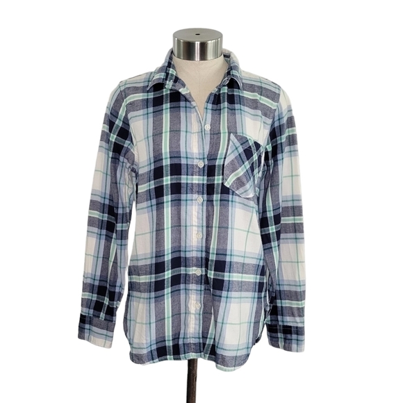 Old Navy Plaid Long Sleeve Button-Up Classic Shirt Size S White Gray & Green - Picture 1 of 8